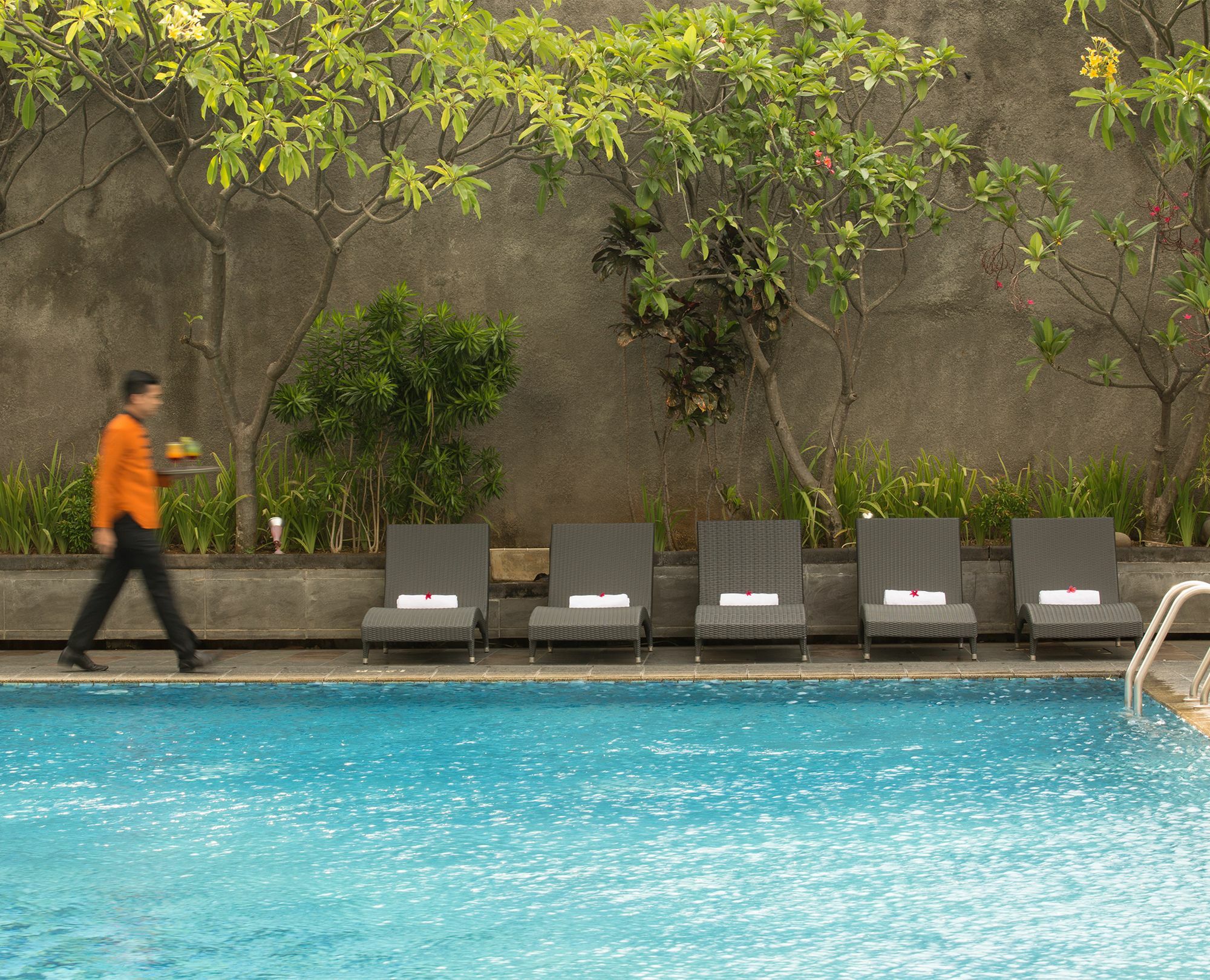Hotel Santika Premiere Semarang Exterior photo